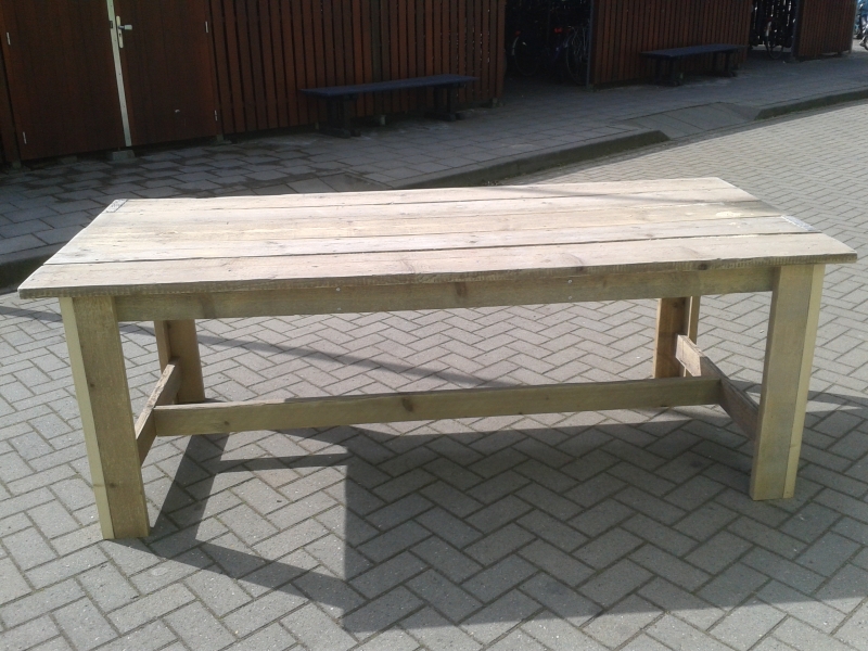 Tafel model 2 Steigerhout